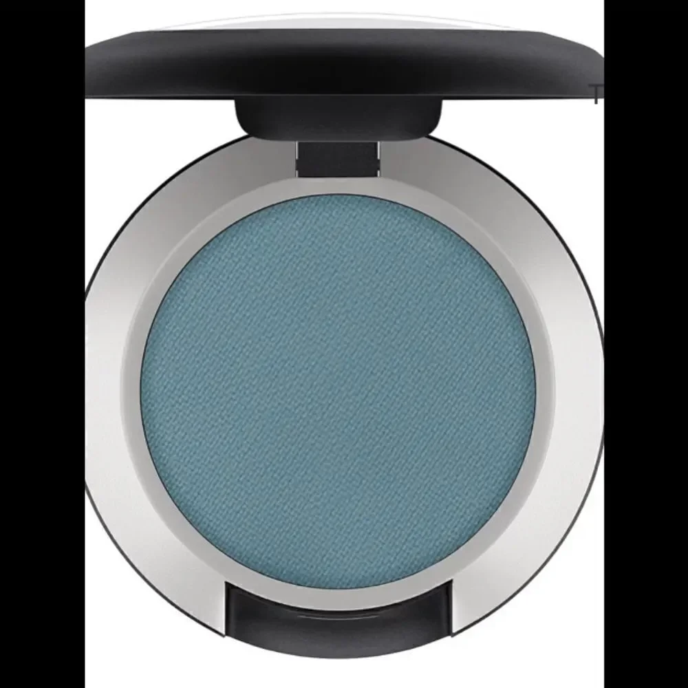 Mac Powder Kiss Soft Matte Eye Shadow Good Jeans